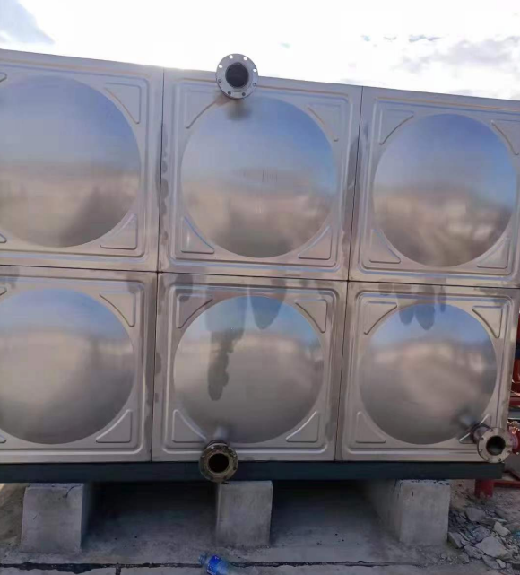 天门组合式不锈钢水箱，玻璃钢水箱的替代品，不锈钢冲压板组合水箱